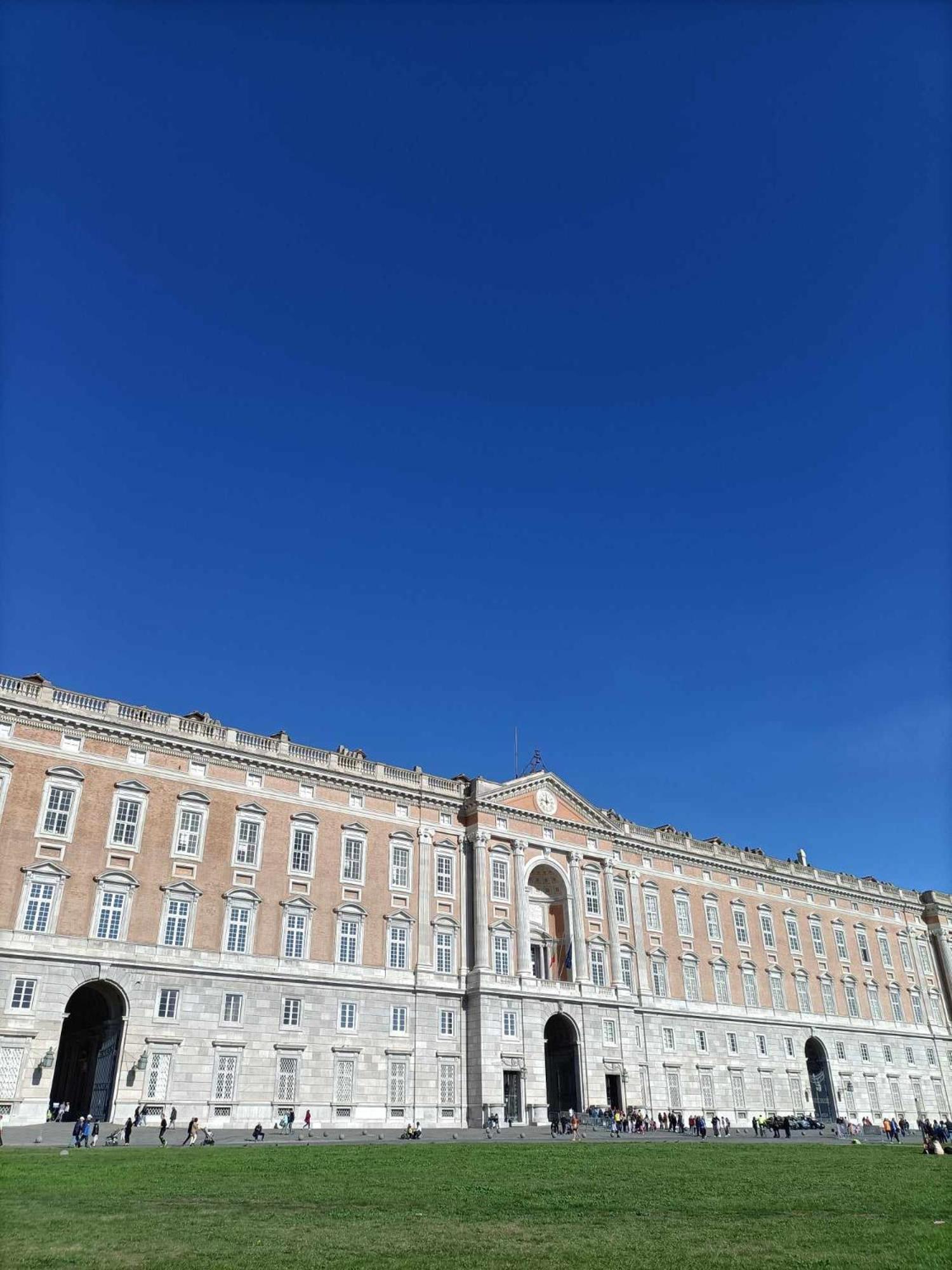 Maison La Reggia Apartment Caserta Exterior photo